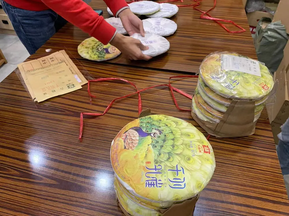 阳江回收大益普洱茶2018年生茶熟茶图2